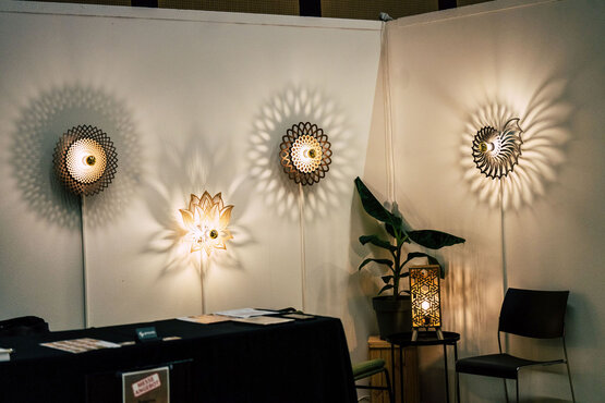 Lampen auf der ÖKO FAIR | © Überall GmbH